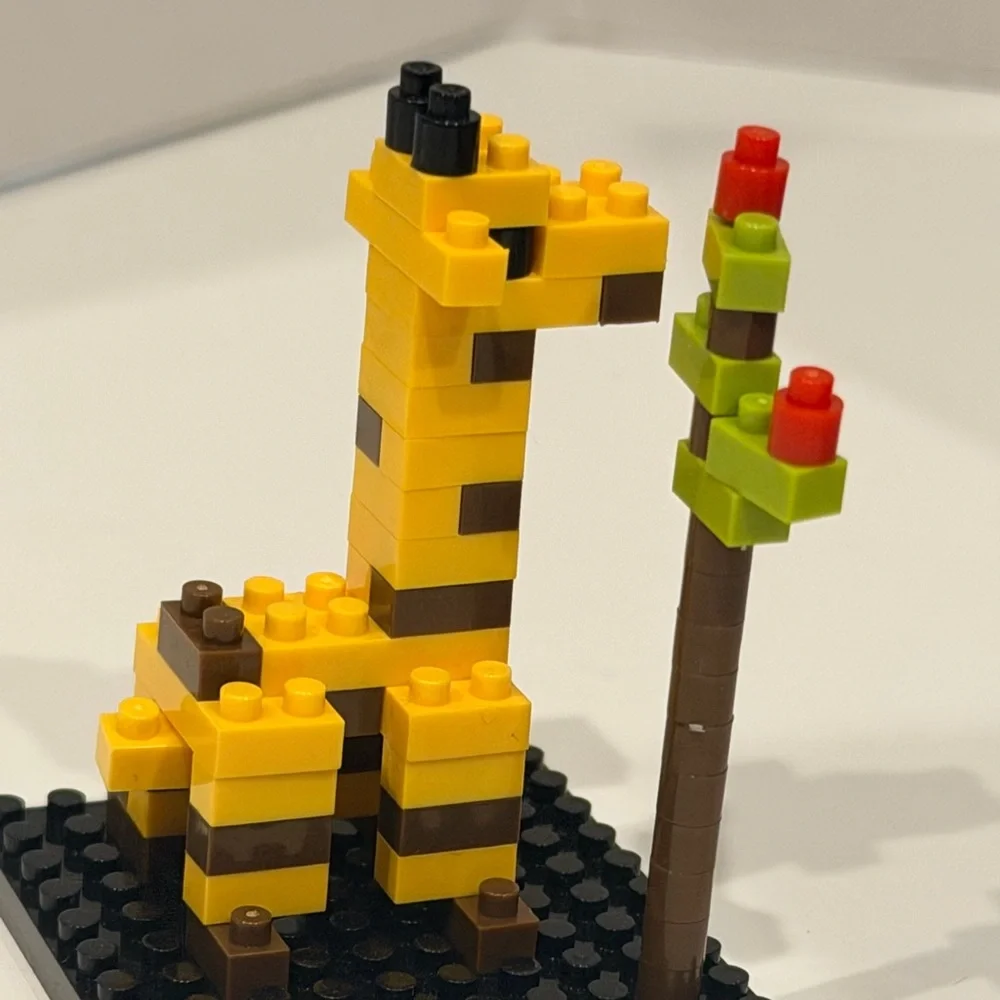 15 Giraffe Building Blocks Toy - Yellow